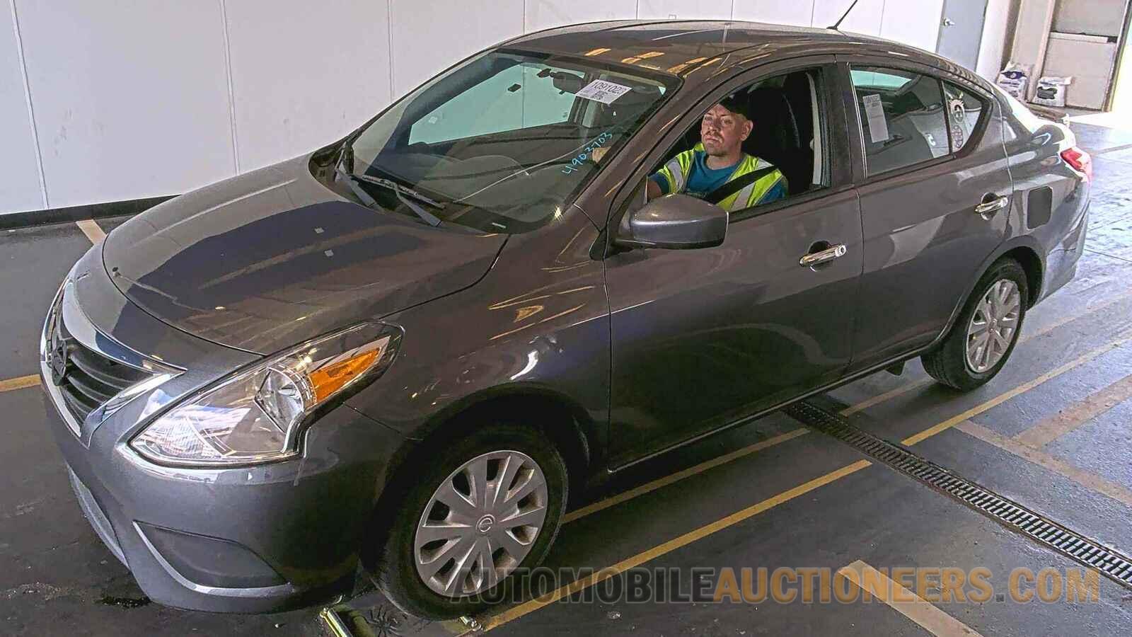 3N1CN7AP5HL837346 Nissan Versa Sedan 2017