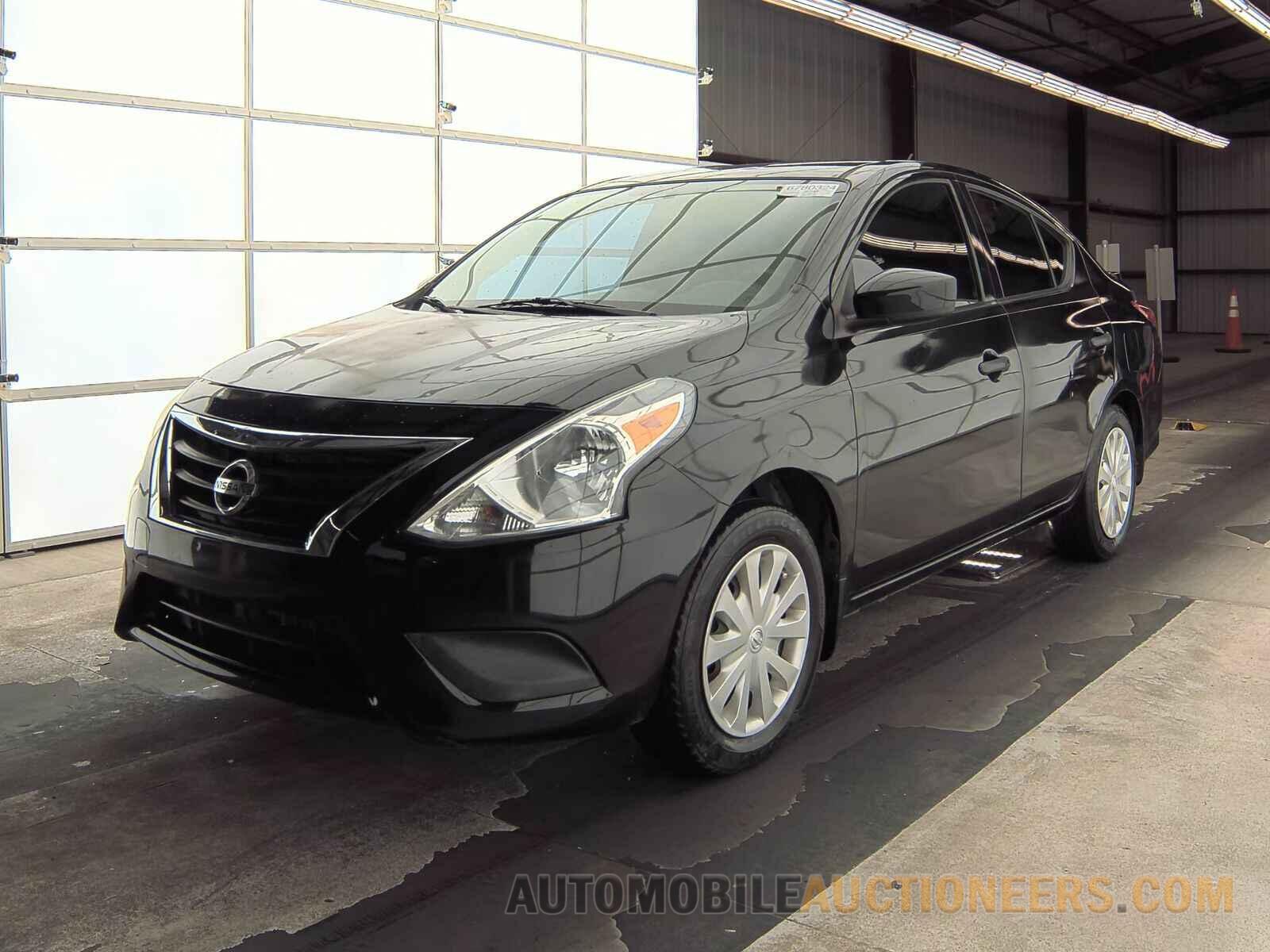 3N1CN7AP5HL899278 Nissan Versa Sedan 2017