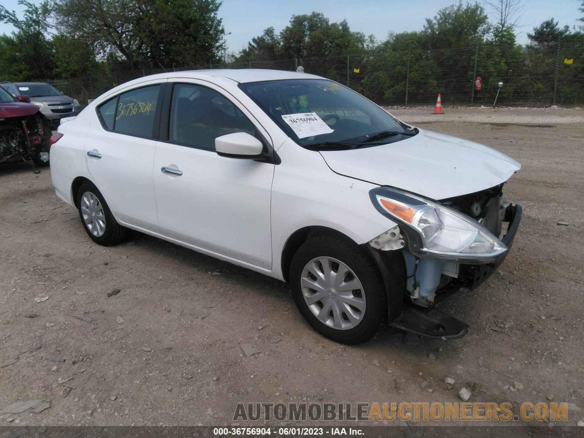 3N1CN7AP5JK400233 NISSAN VERSA SEDAN 2018