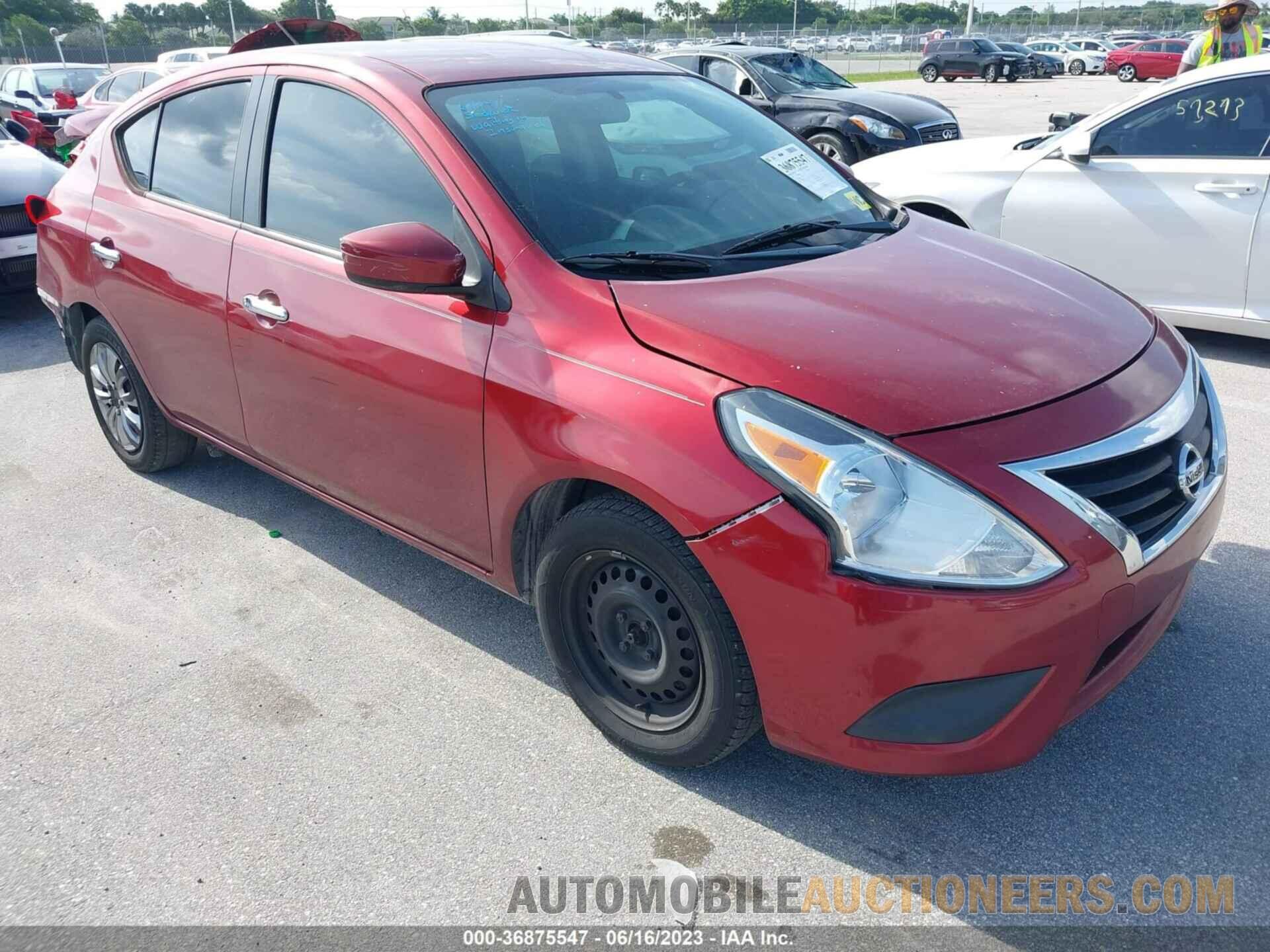 3N1CN7AP5JK401396 NISSAN VERSA SEDAN 2018