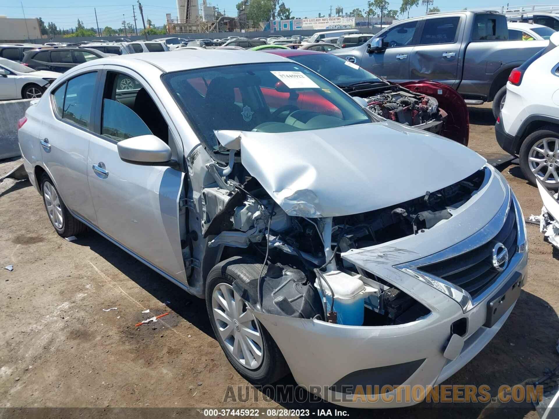 3N1CN7AP5JK439131 NISSAN VERSA 2018