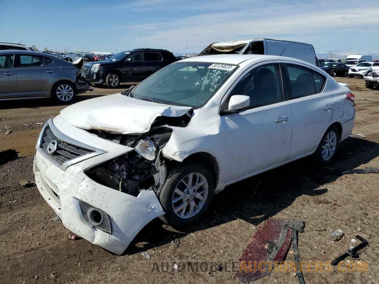 3N1CN7AP5JL808838 NISSAN VERSA 2018