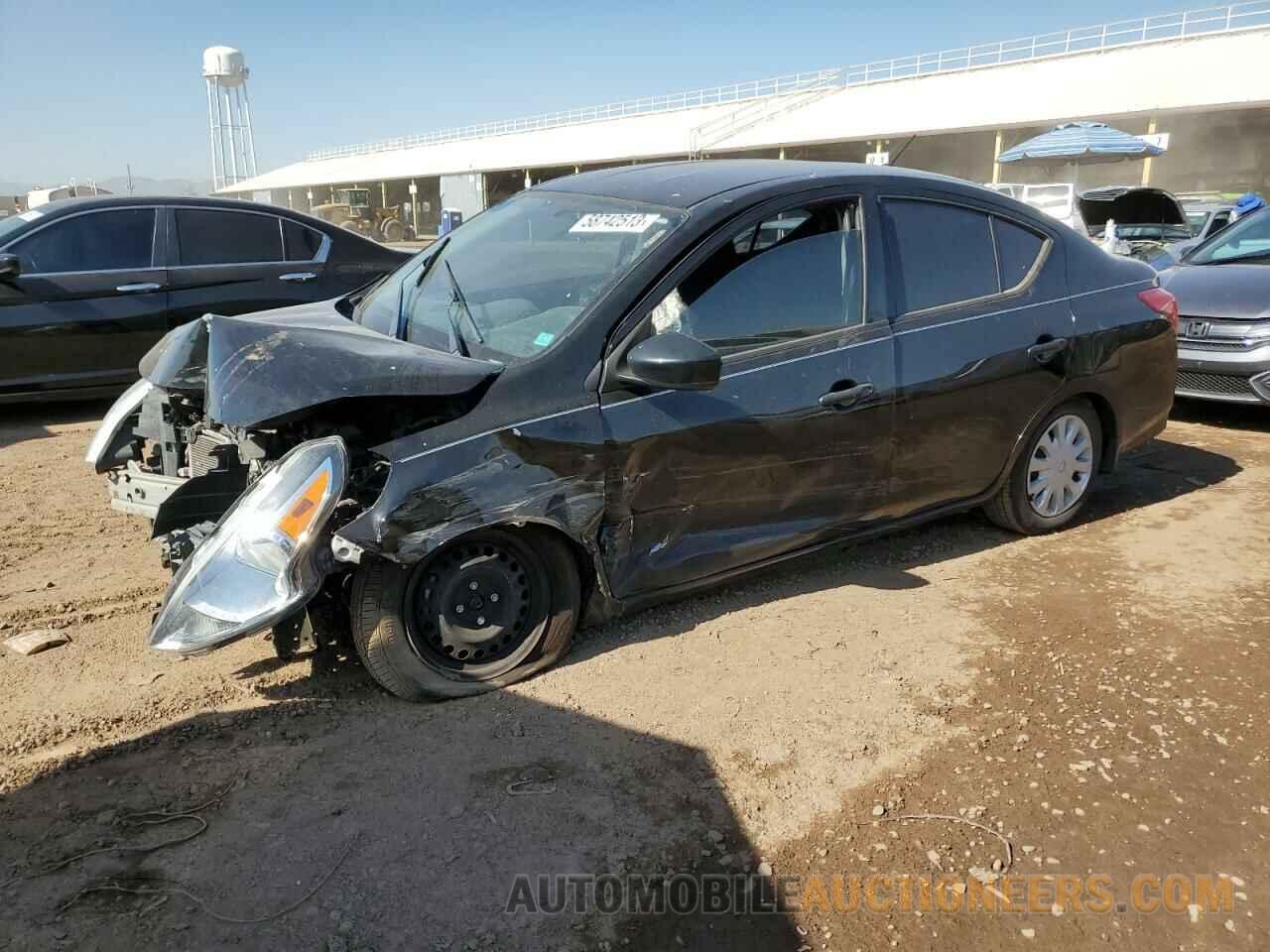 3N1CN7AP5JL827020 NISSAN VERSA 2018