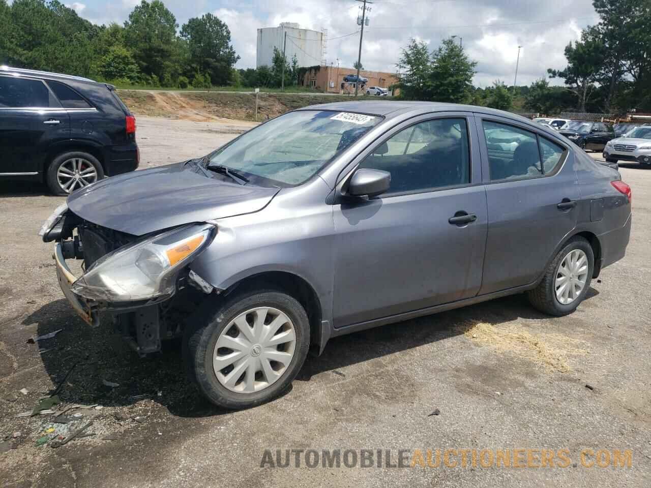 3N1CN7AP5JL828393 NISSAN VERSA 2018