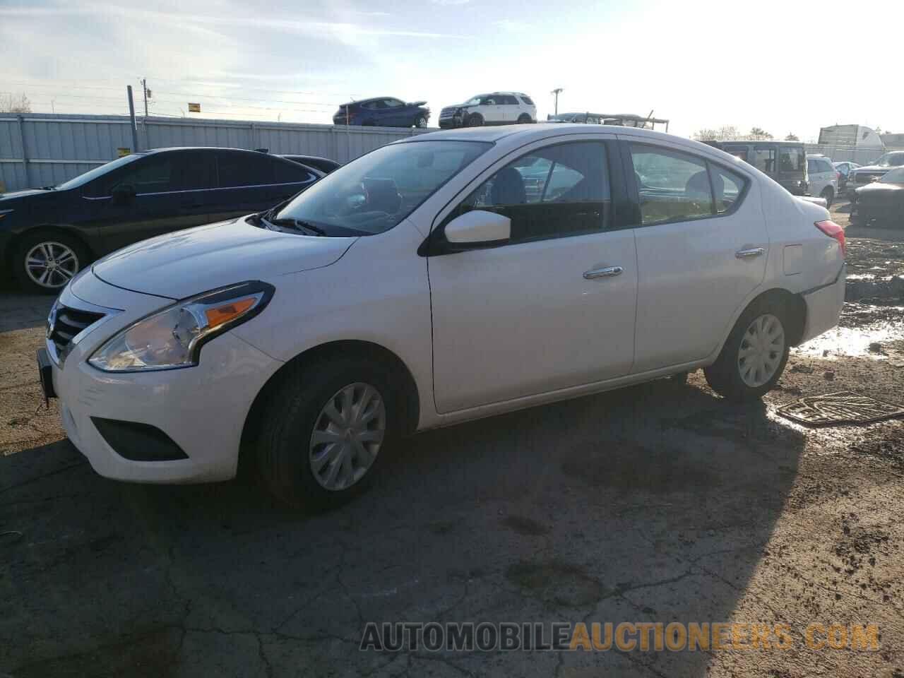 3N1CN7AP5JL834792 NISSAN VERSA 2018