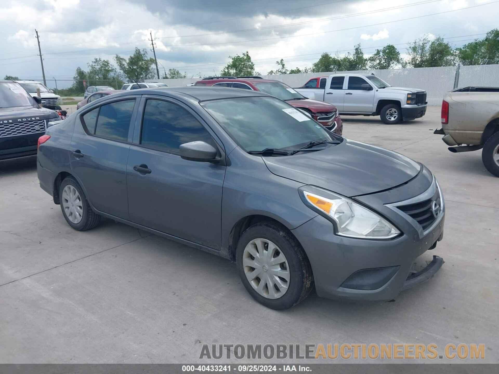 3N1CN7AP5JL840995 NISSAN VERSA 2018