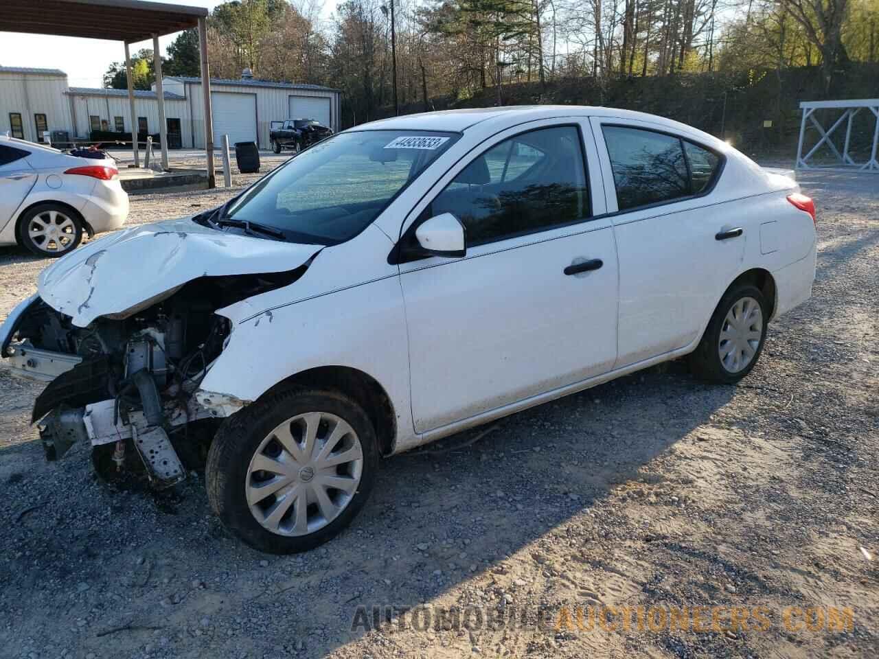 3N1CN7AP5JL851463 NISSAN VERSA 2018