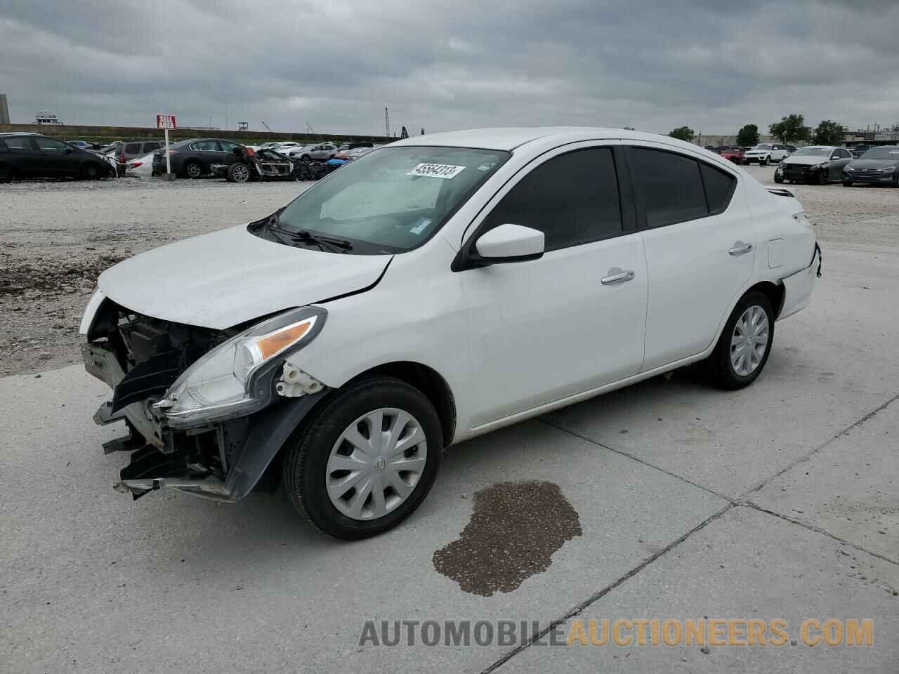 3N1CN7AP5JL851527 NISSAN VERSA 2018