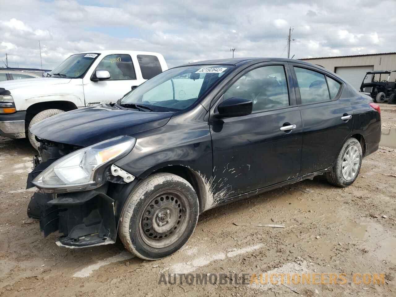 3N1CN7AP5JL858798 NISSAN VERSA 2018