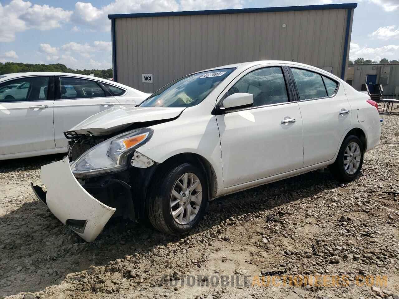 3N1CN7AP5JL866559 NISSAN VERSA 2018