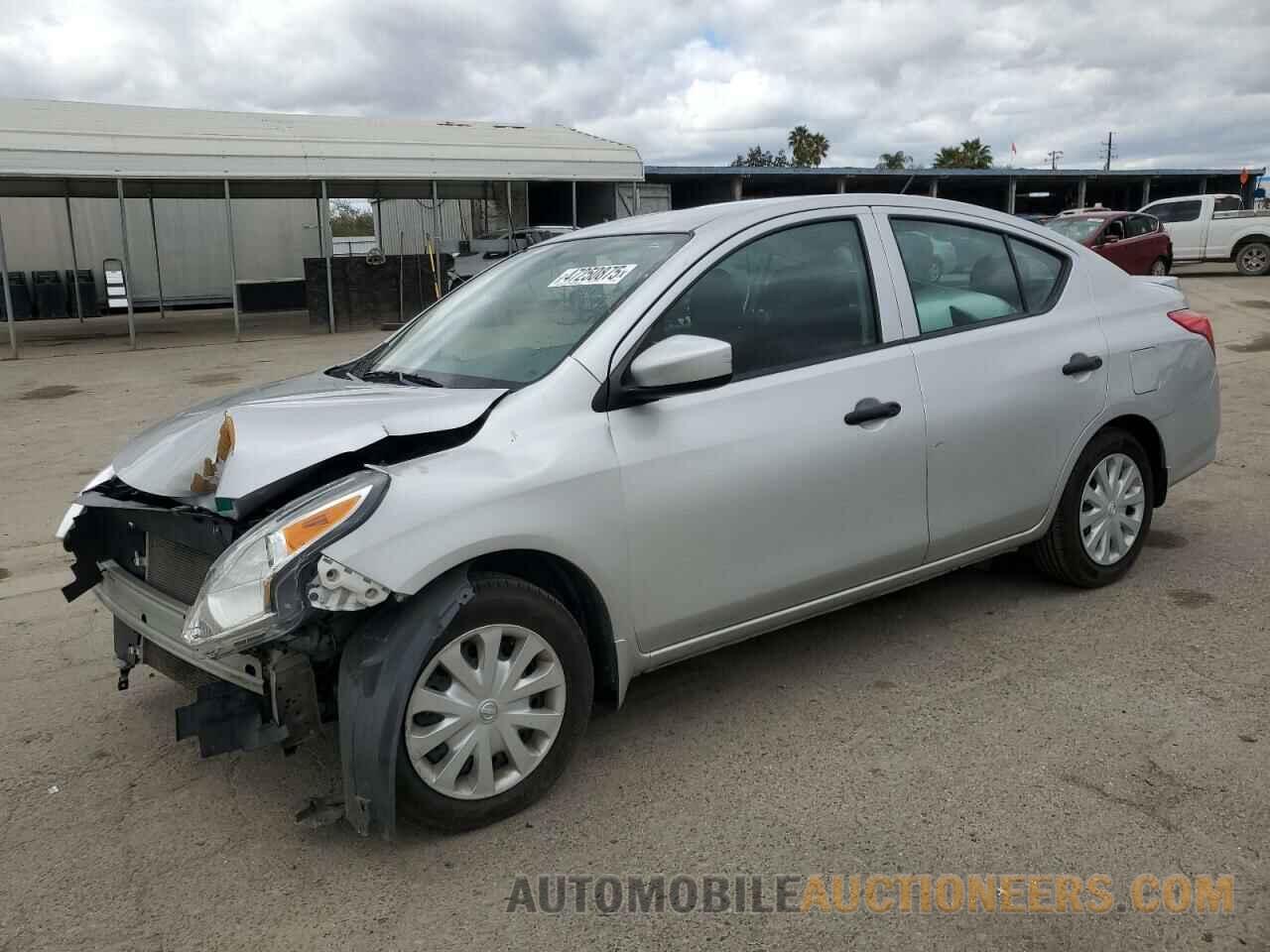 3N1CN7AP5JL877044 NISSAN VERSA 2018