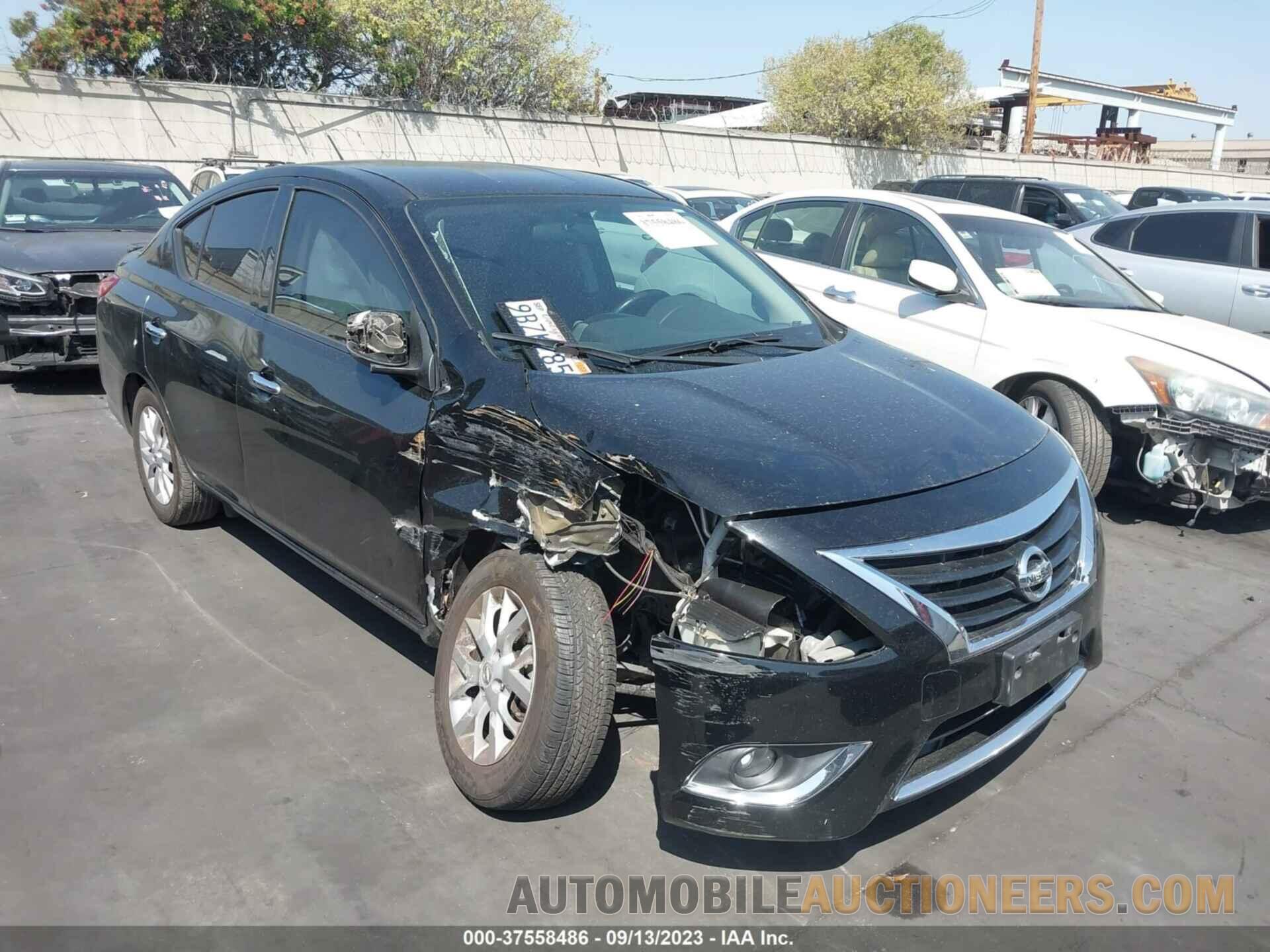 3N1CN7AP5JL879859 NISSAN VERSA 2018