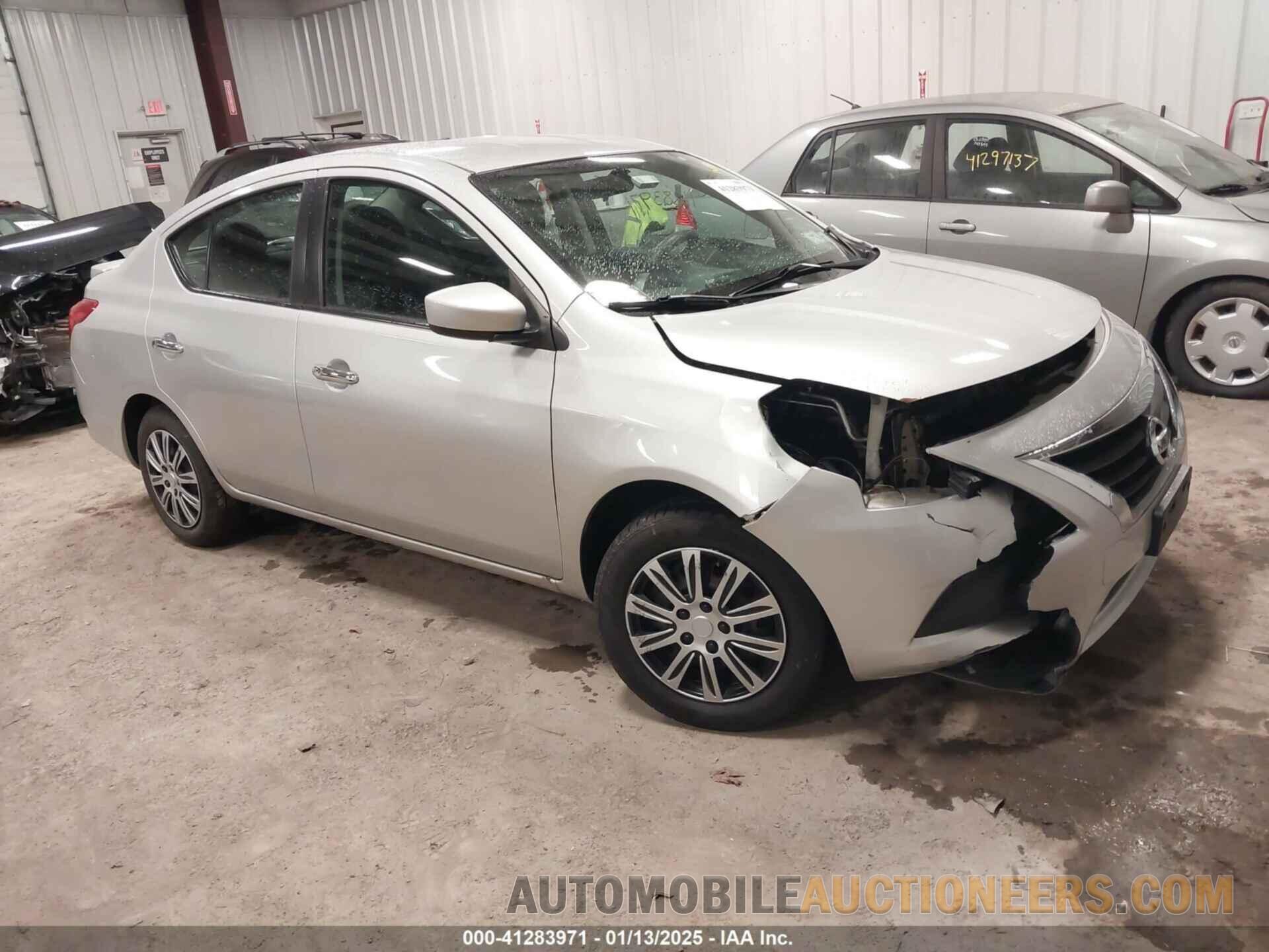 3N1CN7AP5JL884897 NISSAN VERSA 2018