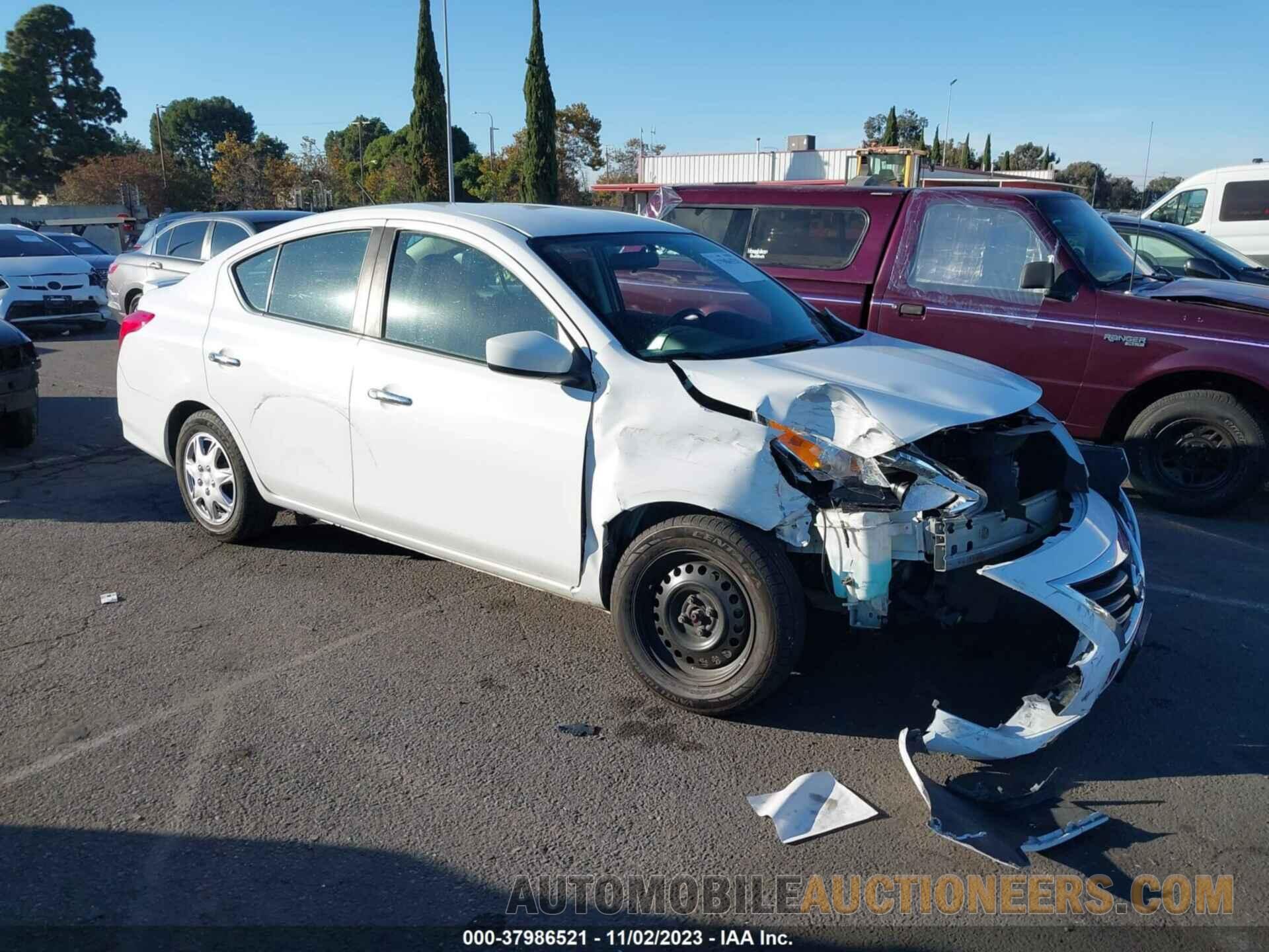 3N1CN7AP5JL886505 NISSAN VERSA 2018