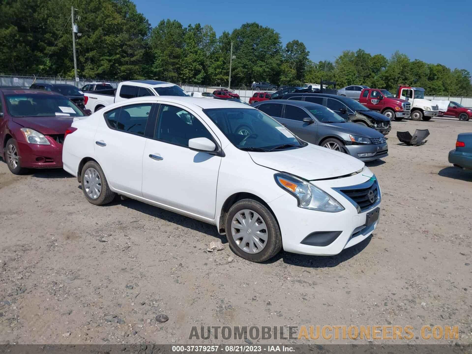 3N1CN7AP5JL886987 NISSAN VERSA 2018