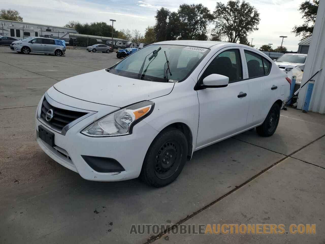 3N1CN7AP5KL817718 NISSAN VERSA 2019