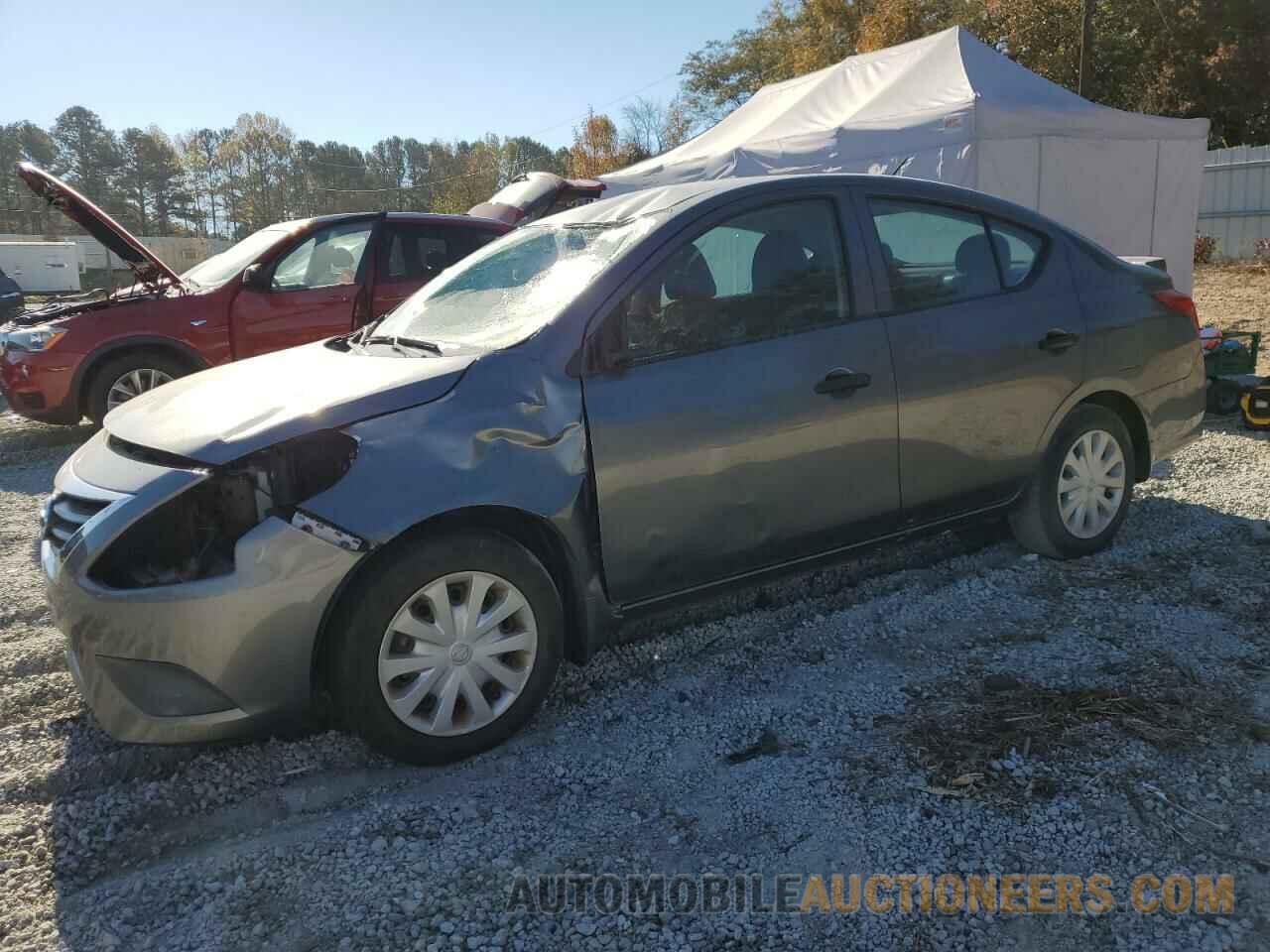 3N1CN7AP5KL818111 NISSAN VERSA 2019