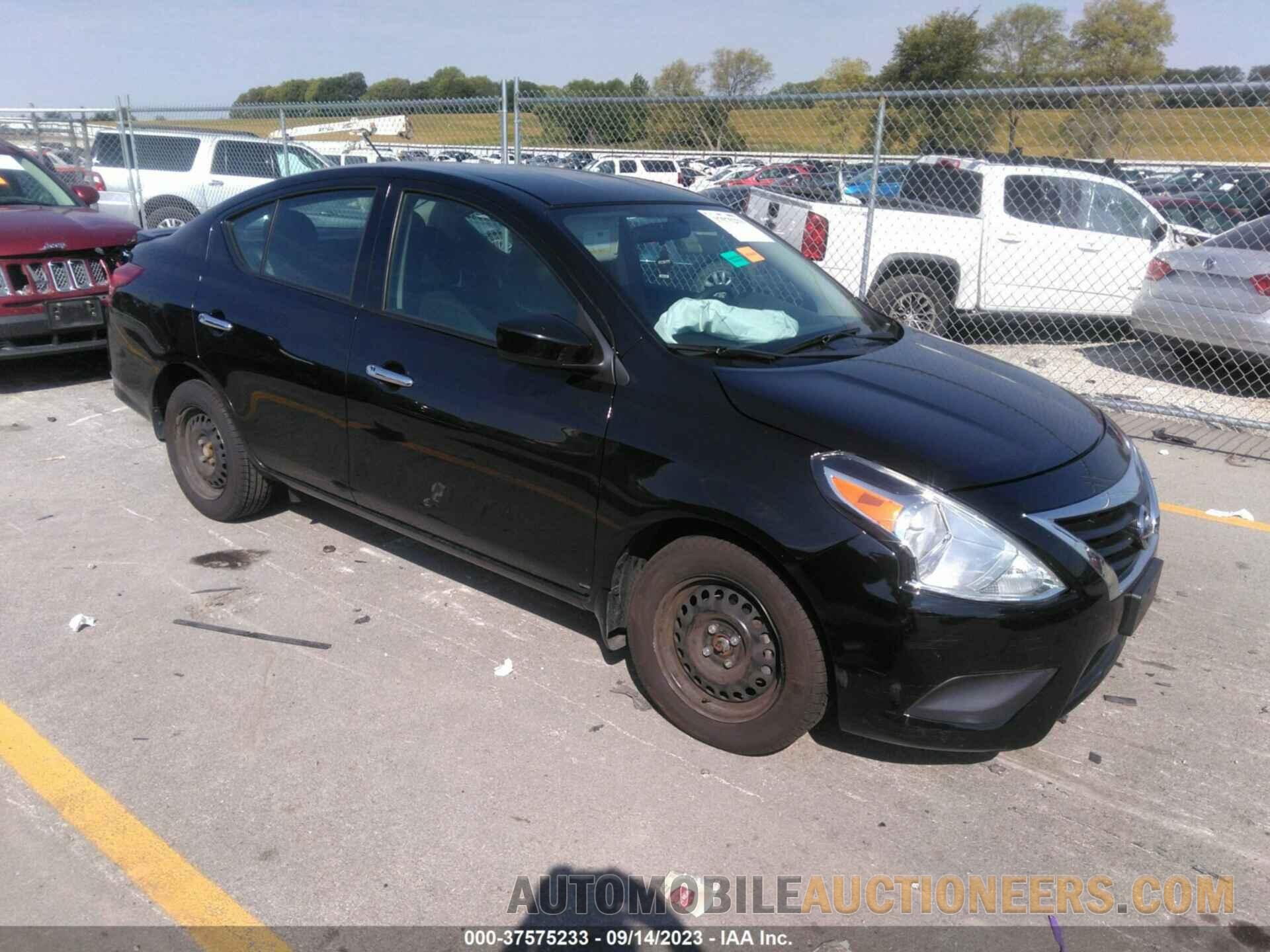 3N1CN7AP5KL819369 NISSAN VERSA 2019