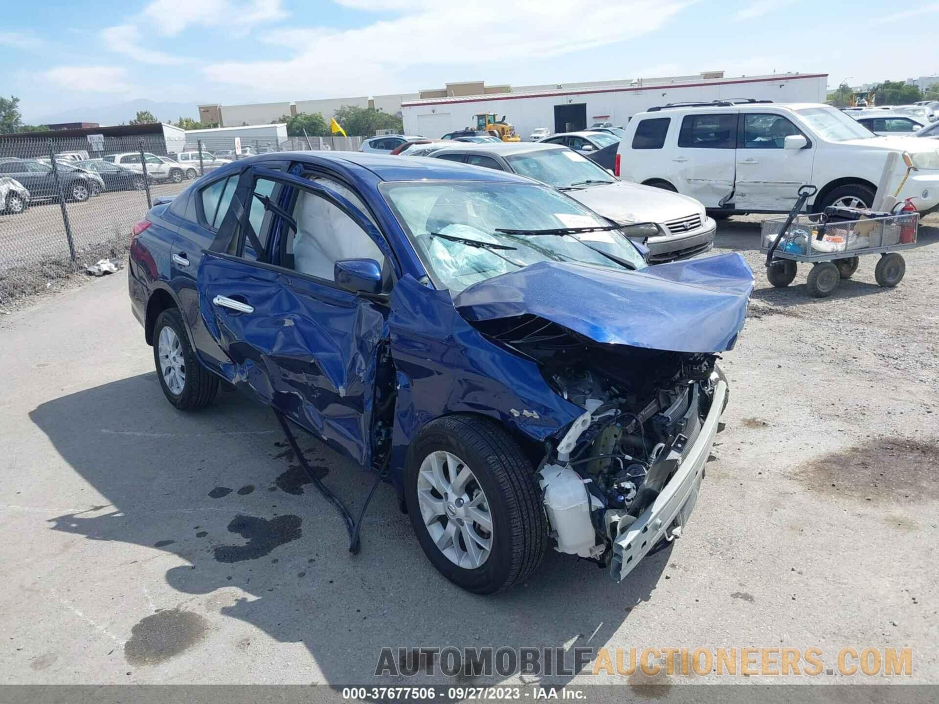 3N1CN7AP5KL821185 NISSAN VERSA SEDAN 2019