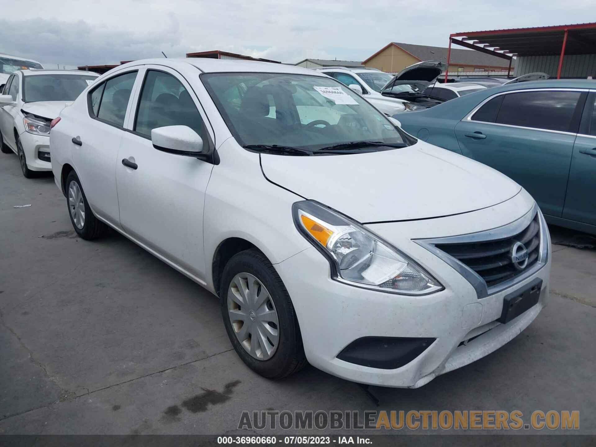 3N1CN7AP5KL823907 NISSAN VERSA SEDAN 2019