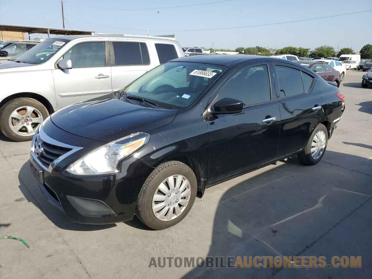 3N1CN7AP5KL828993 NISSAN VERSA 2019