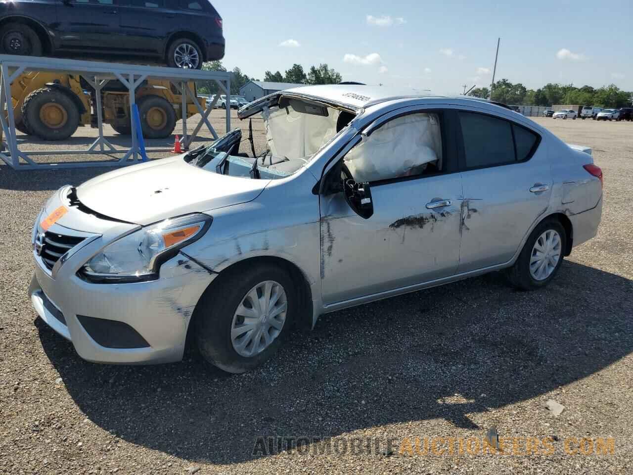 3N1CN7AP5KL841551 NISSAN VERSA 2019