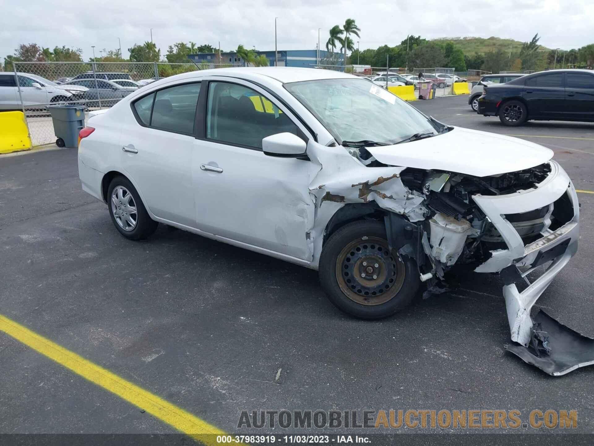 3N1CN7AP5KL843087 NISSAN VERSA 2019