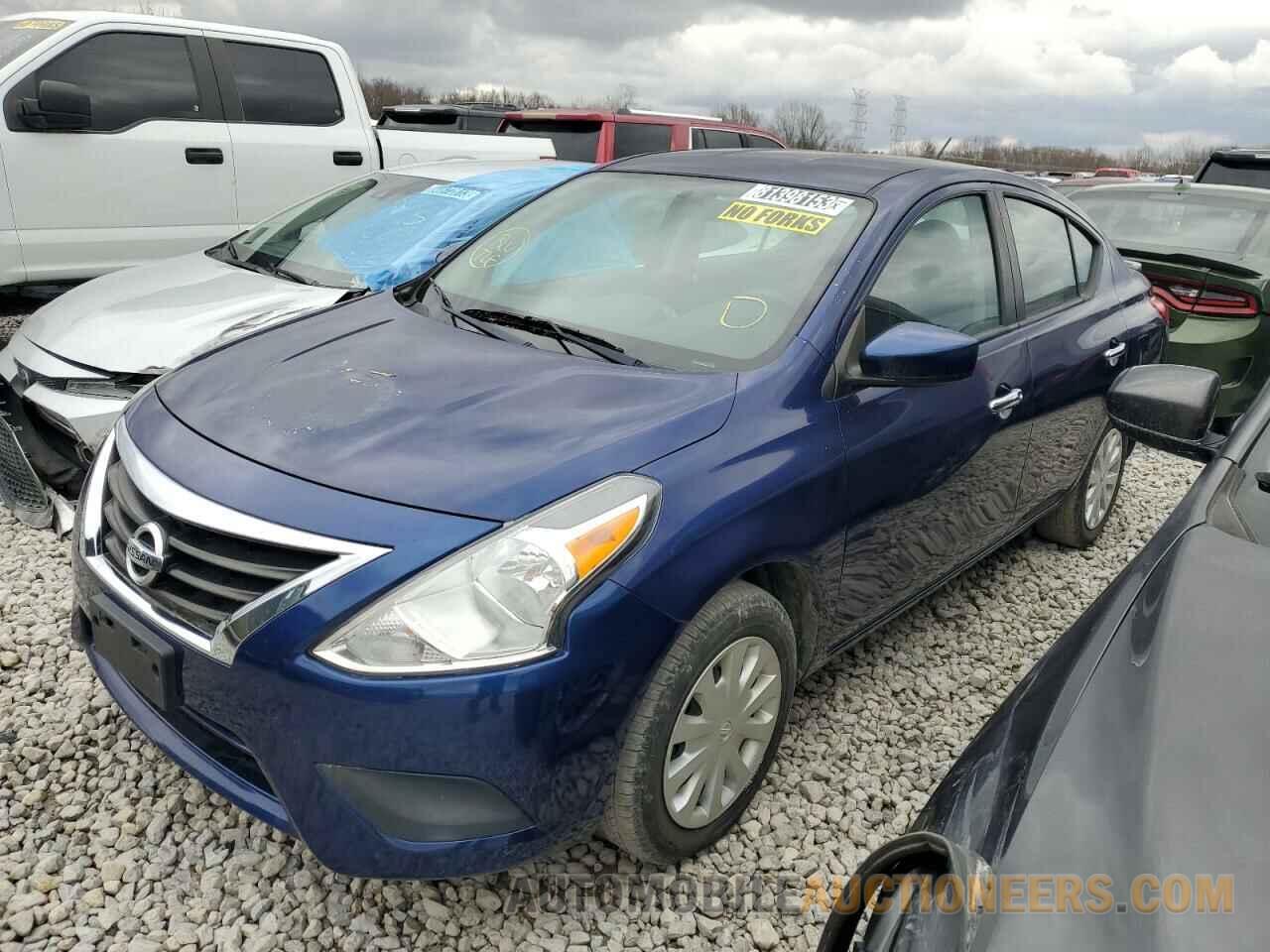 3N1CN7AP5KL847883 NISSAN VERSA 2019