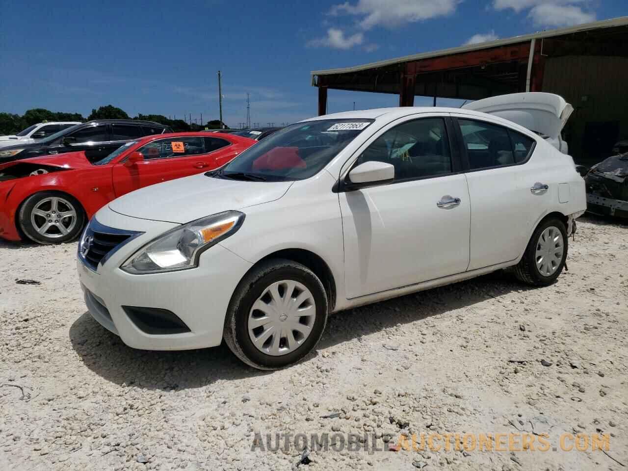 3N1CN7AP5KL859614 NISSAN VERSA 2019