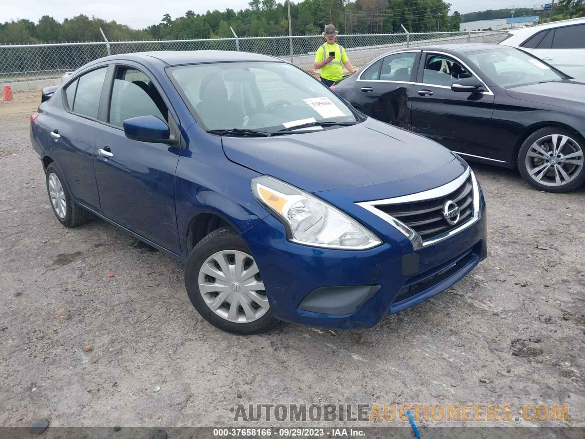 3N1CN7AP5KL860164 NISSAN VERSA SEDAN 2019