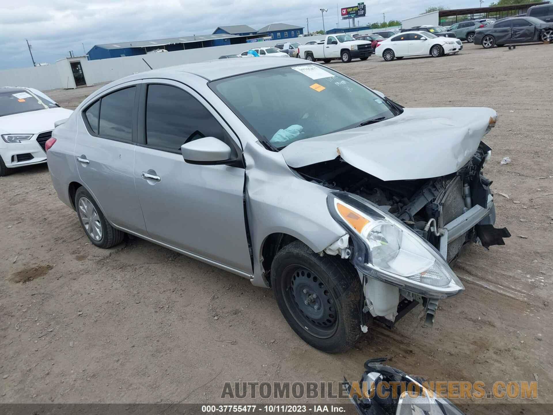 3N1CN7AP5KL862562 NISSAN VERSA 2019