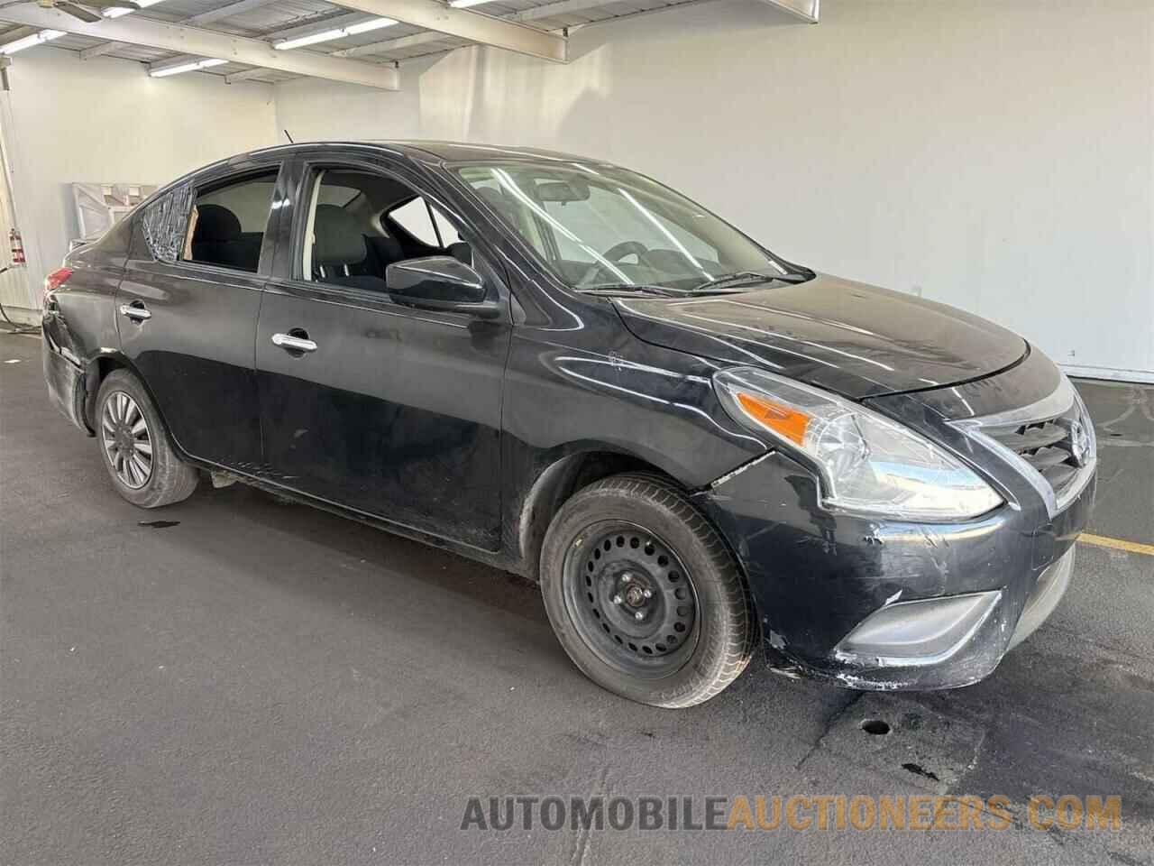 3N1CN7AP5KL863128 NISSAN VERSA 2019