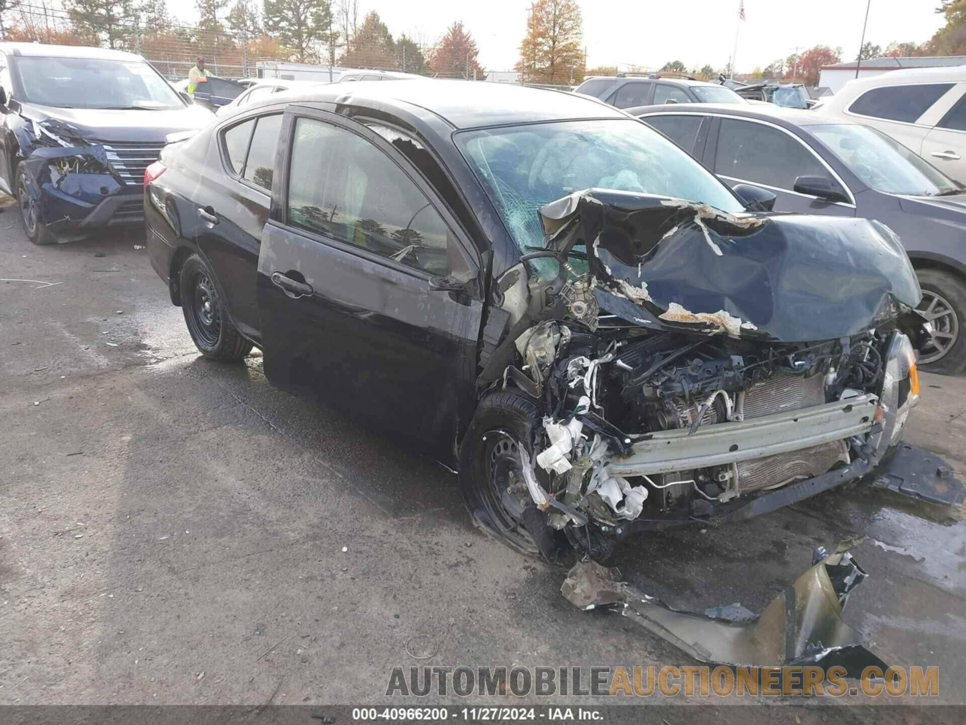 3N1CN7AP5KL876445 NISSAN VERSA 2019