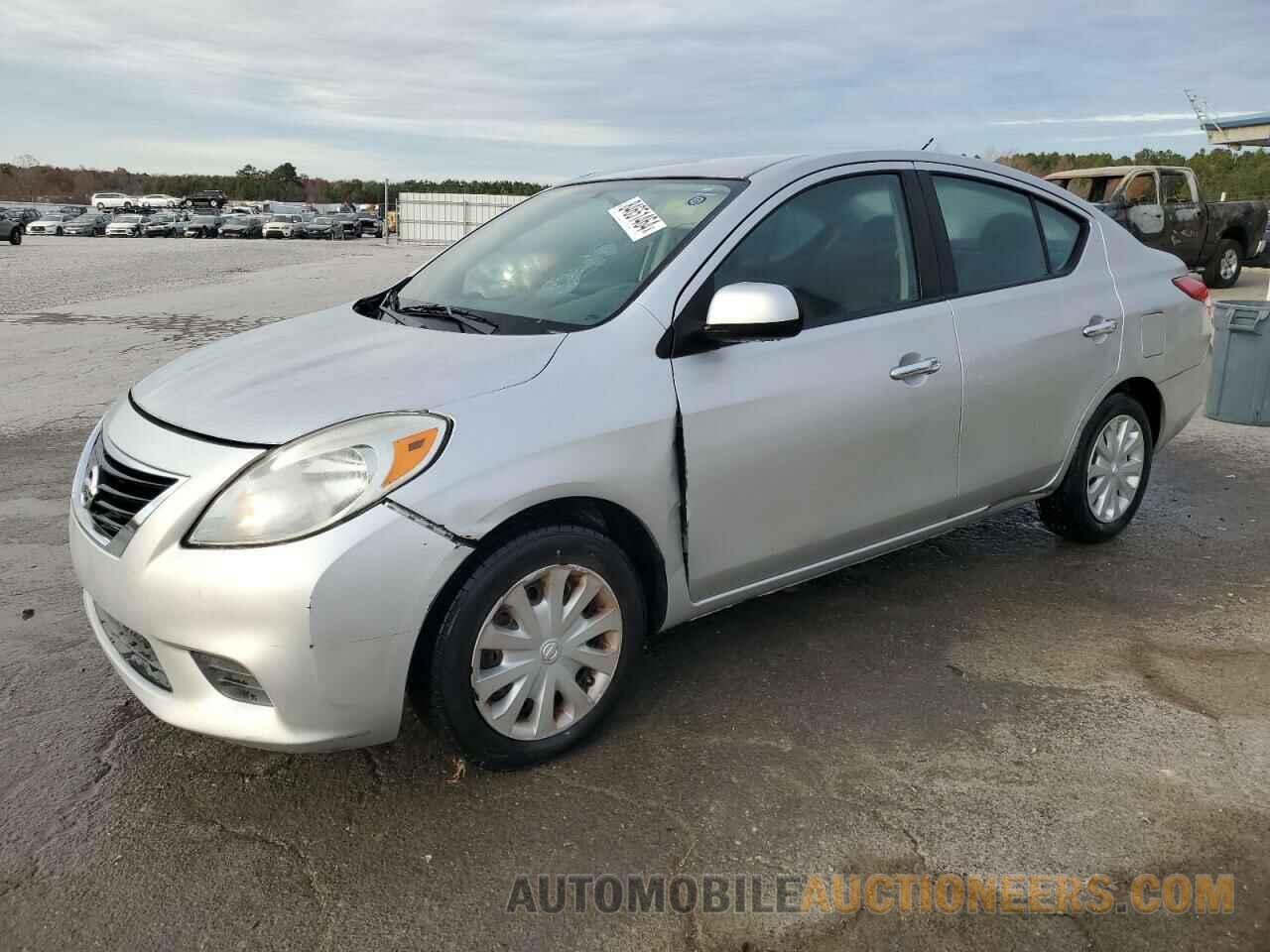 3N1CN7AP6CL813775 NISSAN VERSA 2012