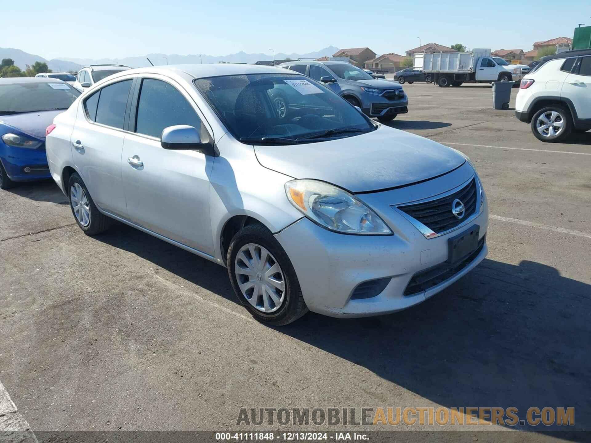 3N1CN7AP6CL837008 NISSAN VERSA 2012