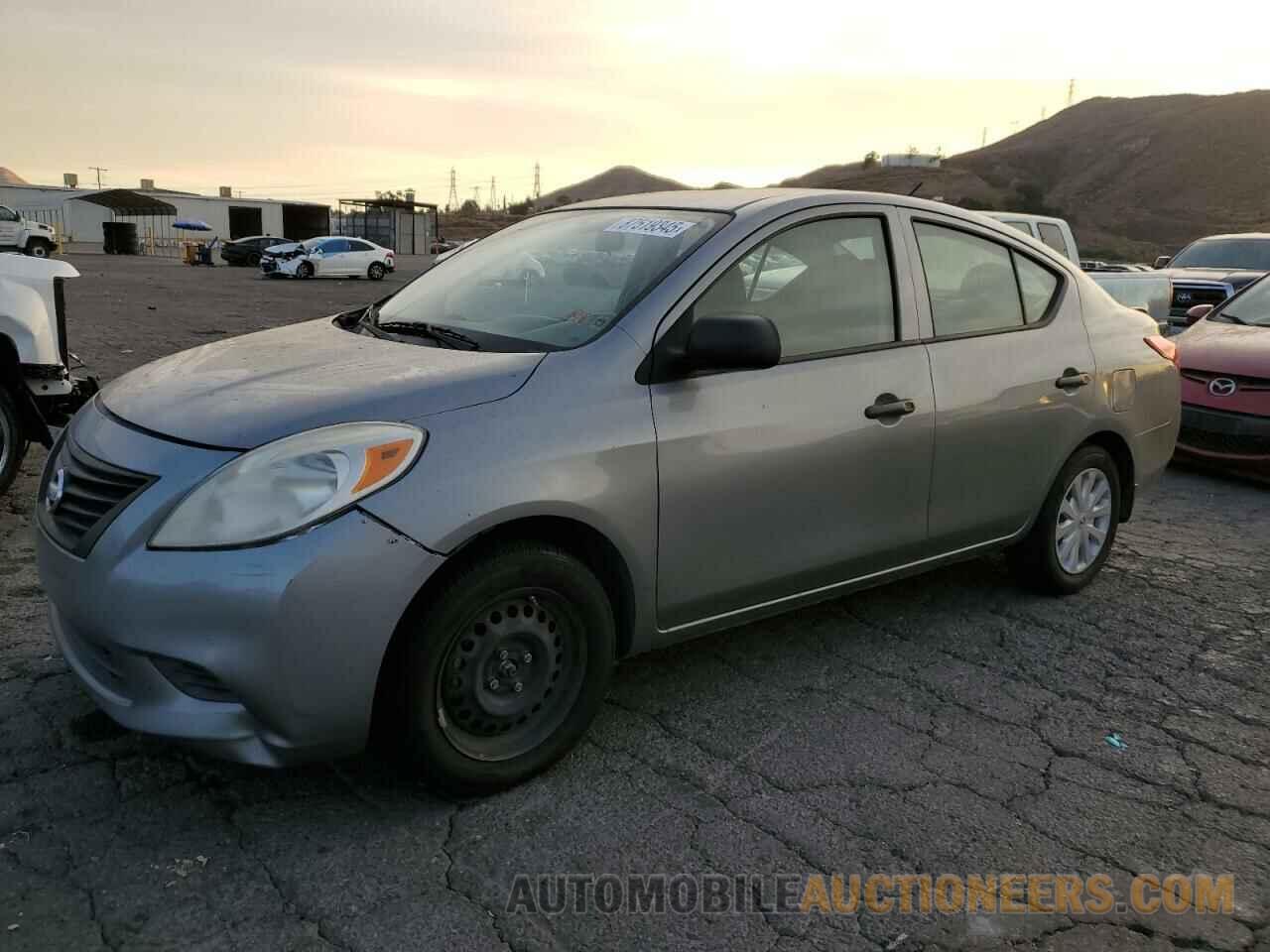 3N1CN7AP6CL881316 NISSAN VERSA 2012