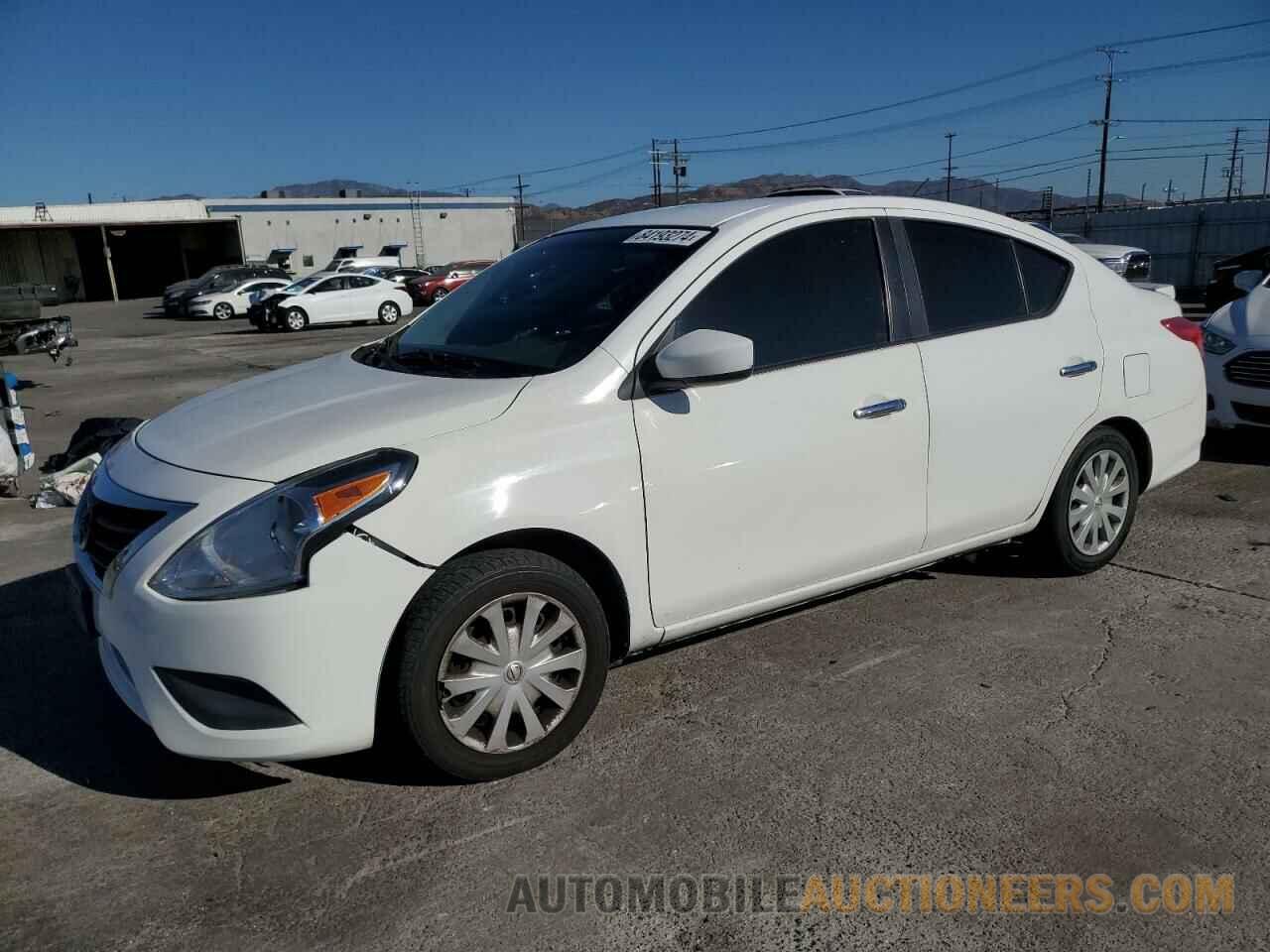 3N1CN7AP6FL865427 NISSAN VERSA 2015