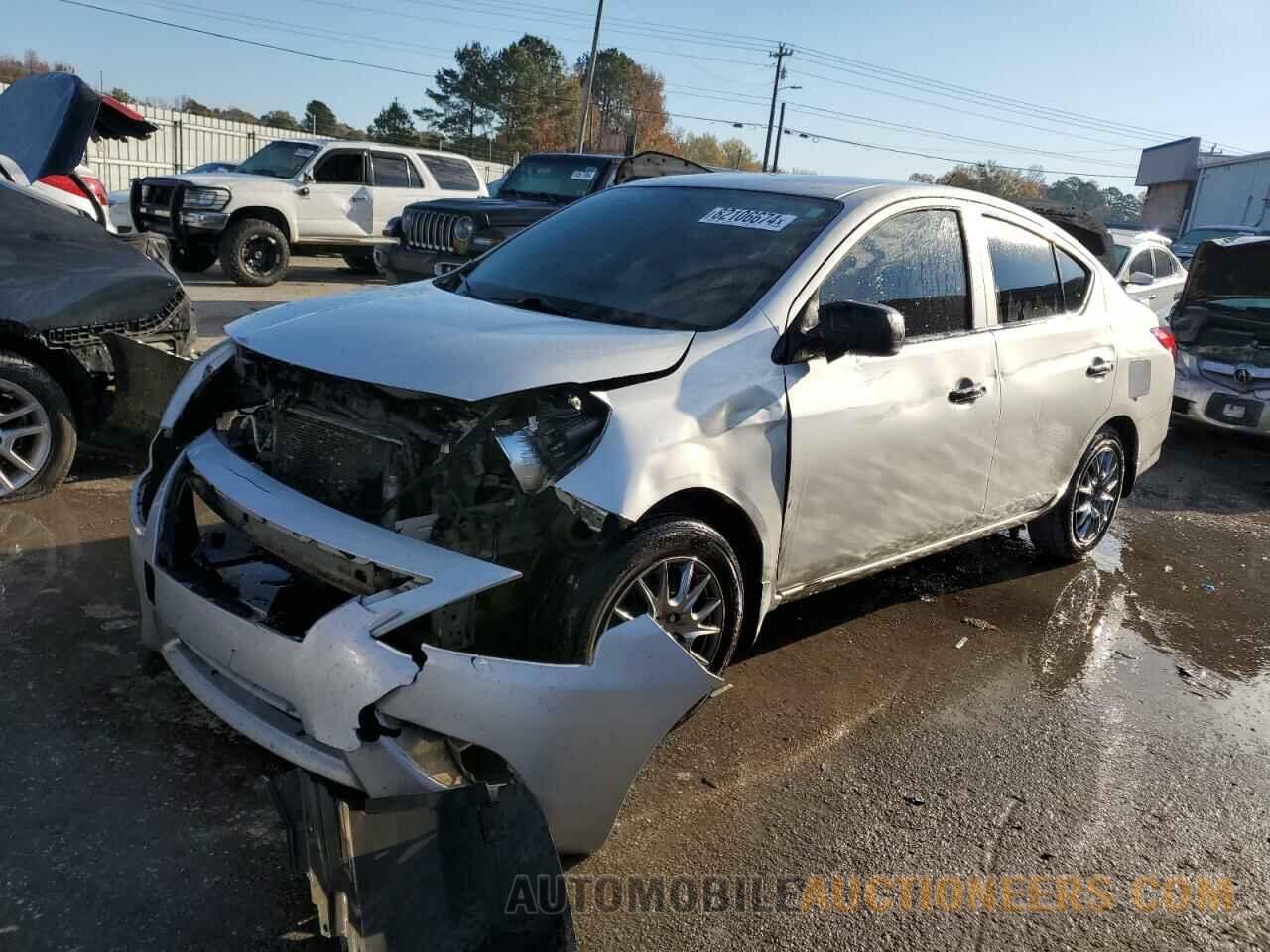 3N1CN7AP6FL942300 NISSAN VERSA 2015