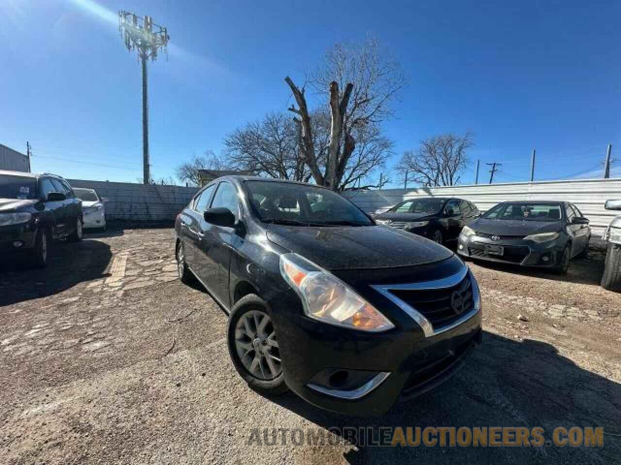 3N1CN7AP6HL867665 NISSAN VERSA 2017