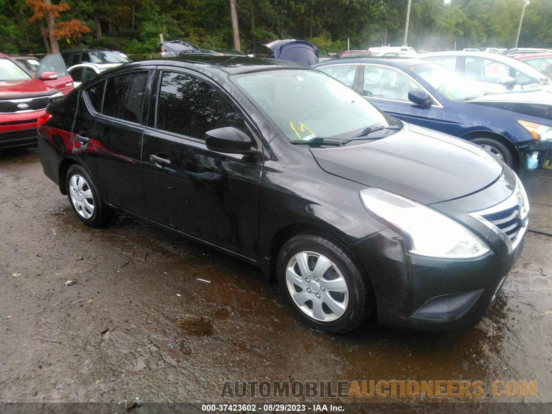 3N1CN7AP6JL806791 NISSAN VERSA SEDAN 2018