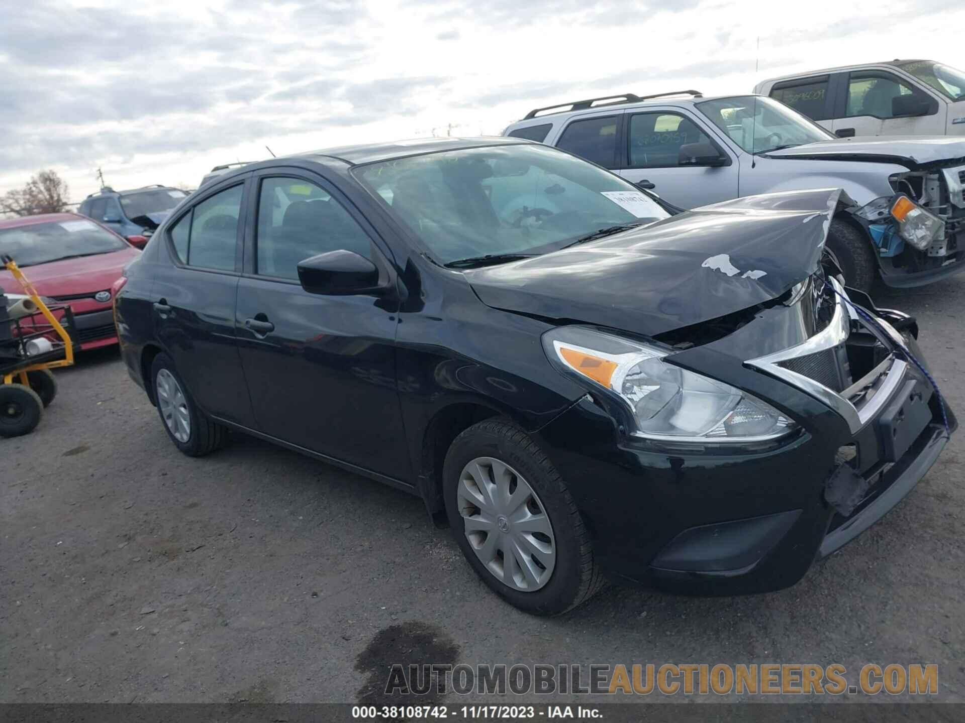 3N1CN7AP6JL811408 NISSAN VERSA 2018