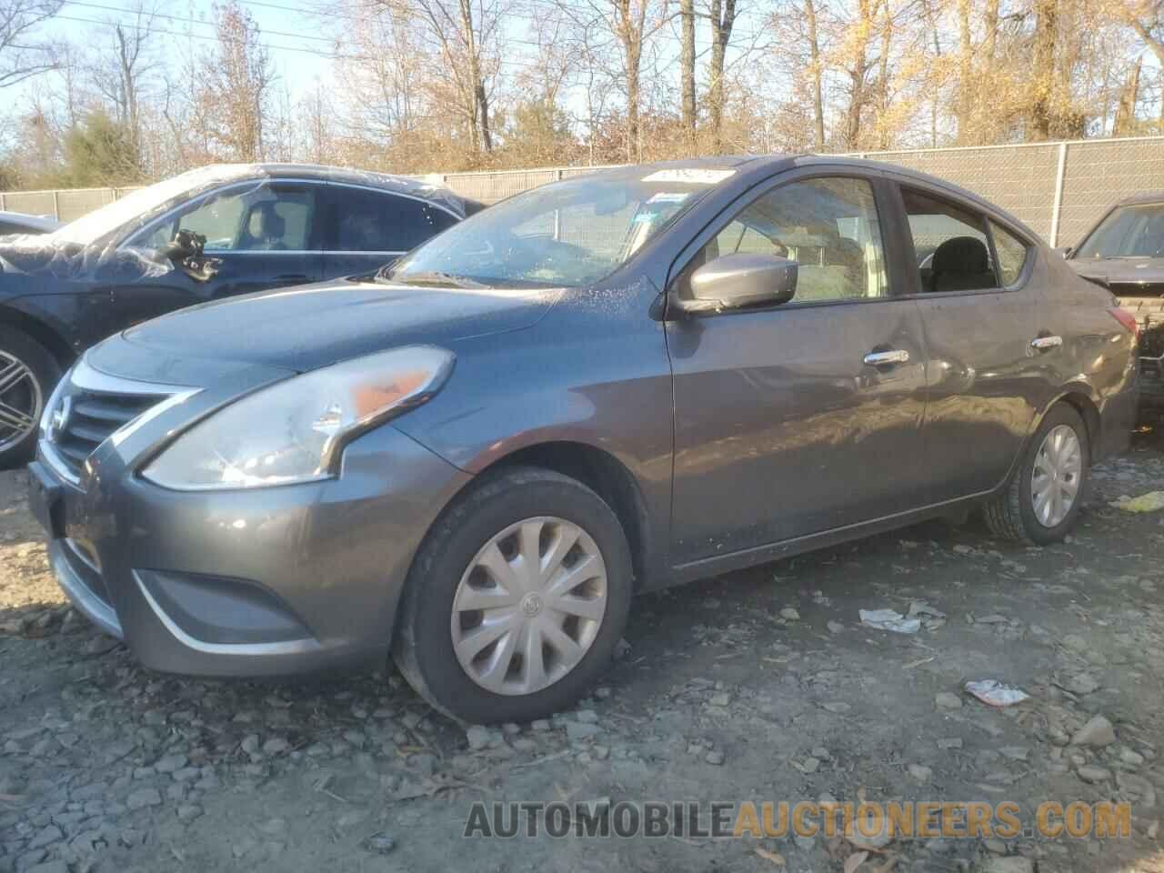 3N1CN7AP6JL813157 NISSAN VERSA 2018