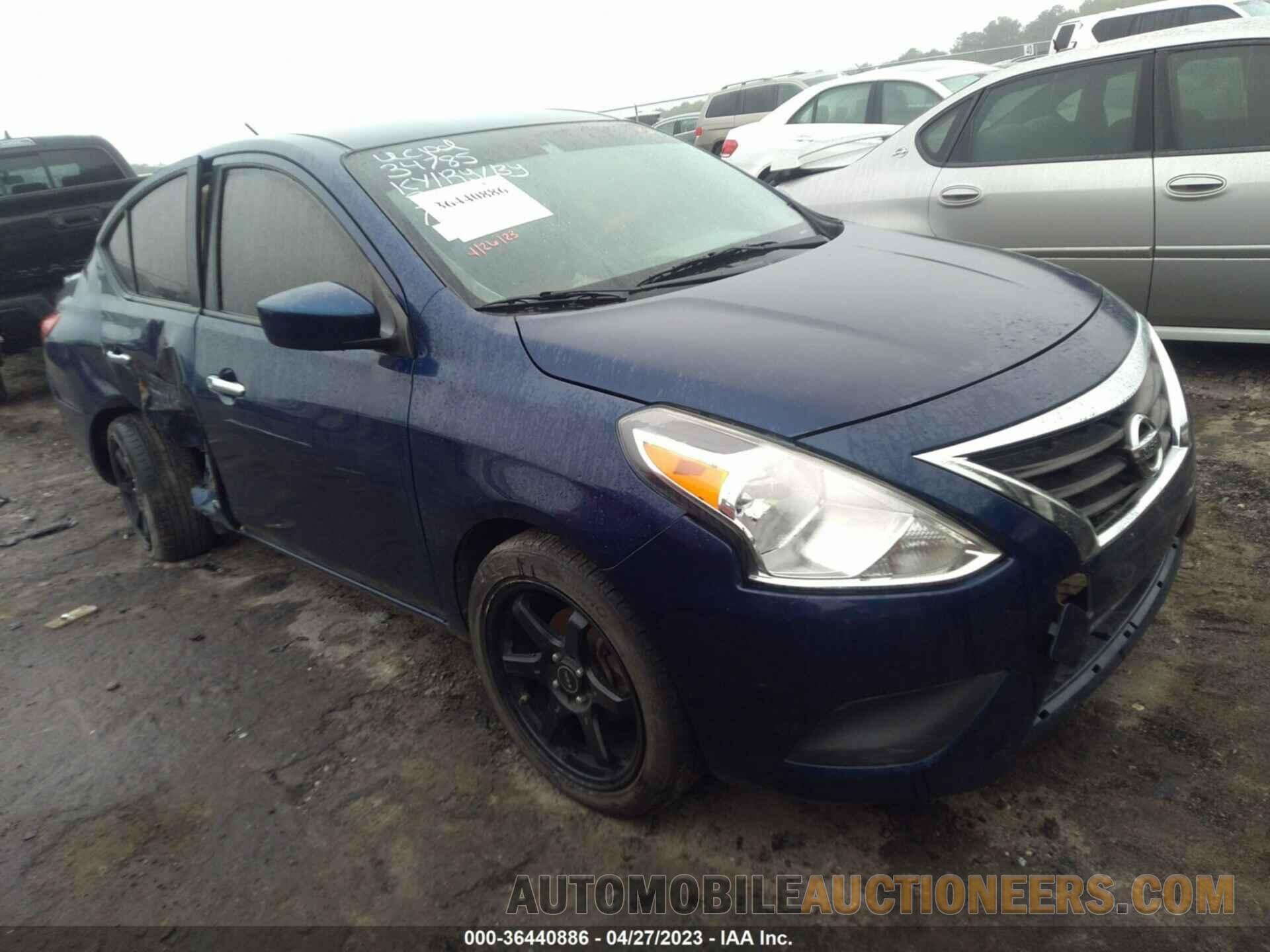 3N1CN7AP6JL815409 NISSAN VERSA SEDAN 2018