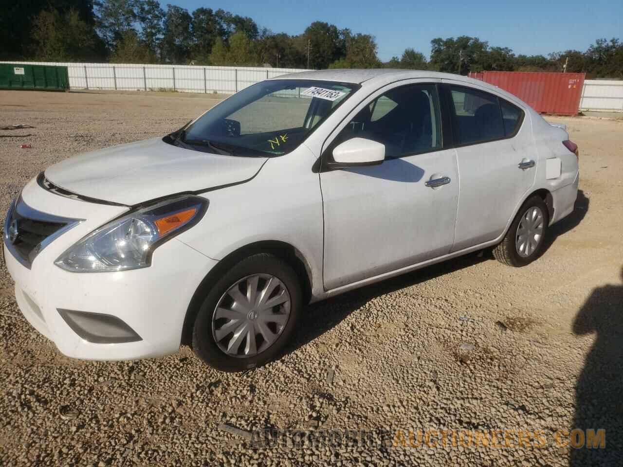 3N1CN7AP6JL816091 NISSAN VERSA 2018