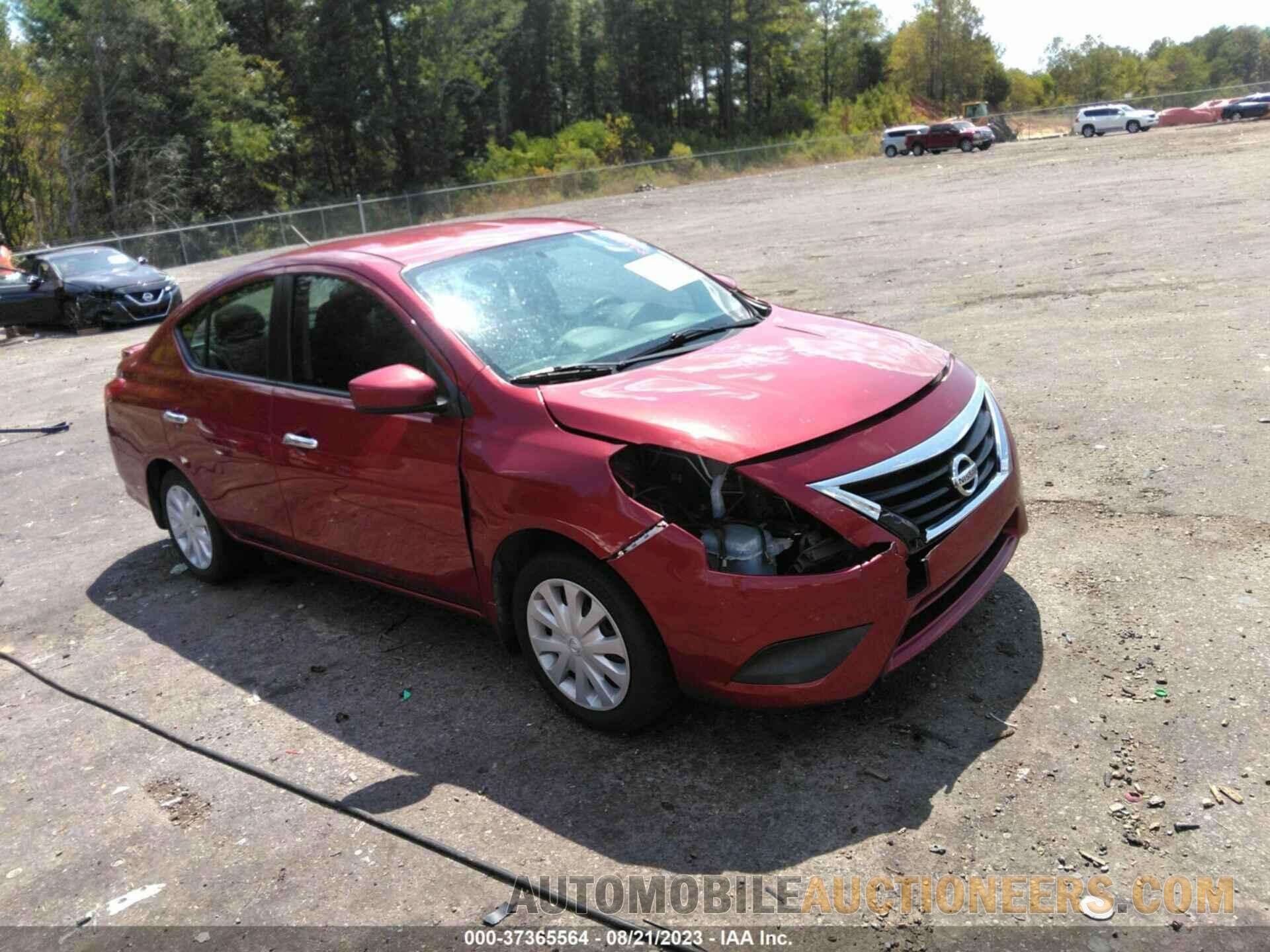 3N1CN7AP6JL818729 NISSAN VERSA SEDAN 2018