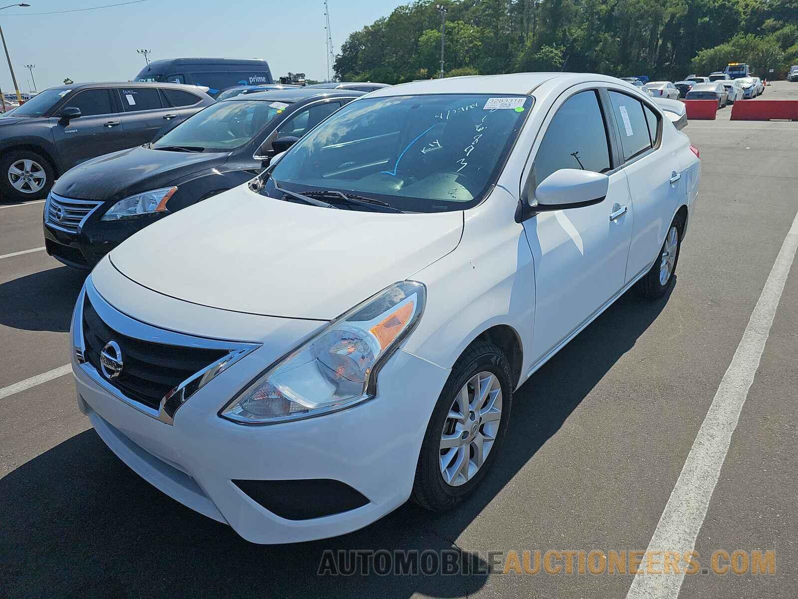 3N1CN7AP6JL866893 Nissan Versa Sedan 2018