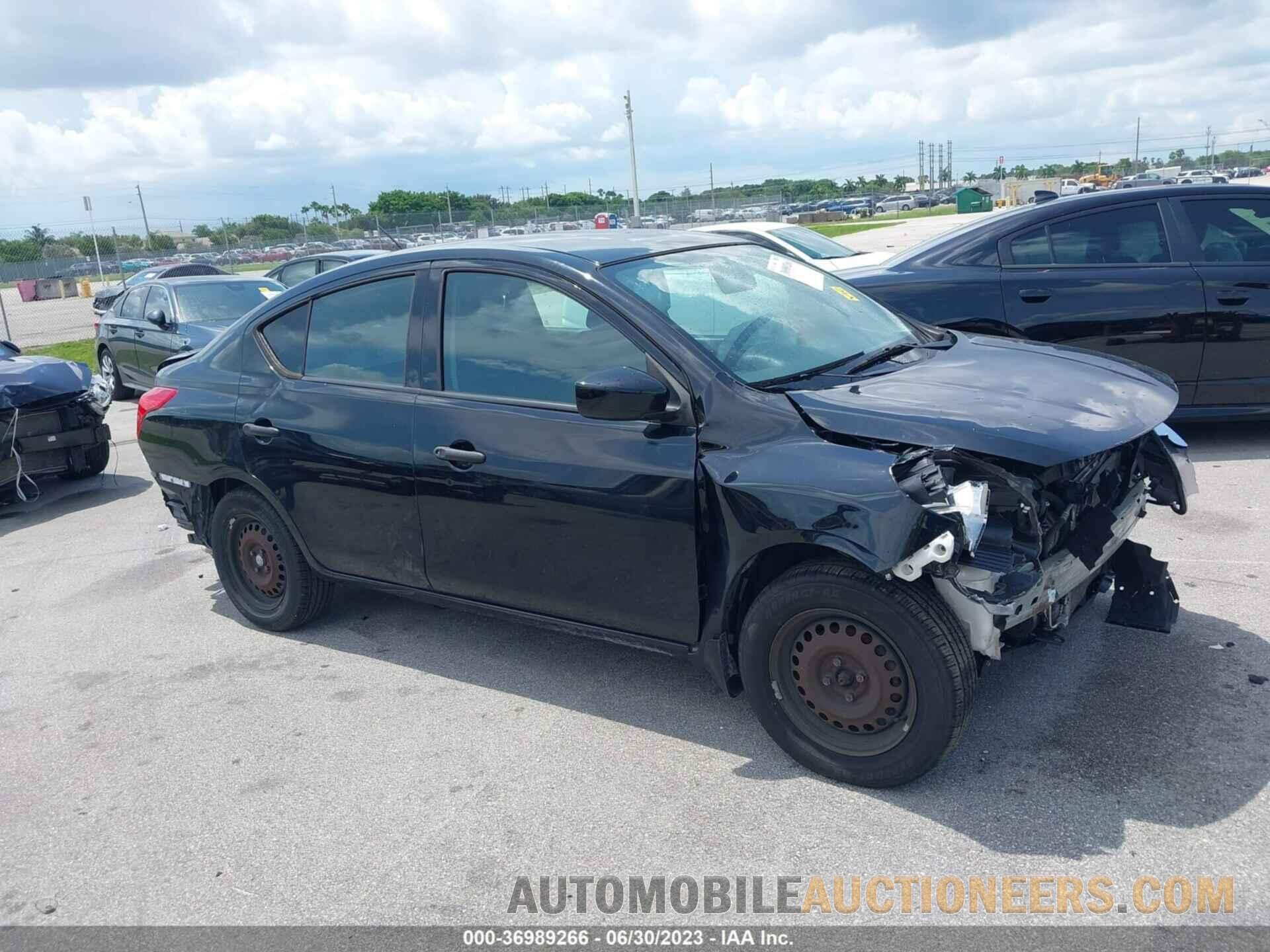 3N1CN7AP6JL887467 NISSAN VERSA SEDAN 2018