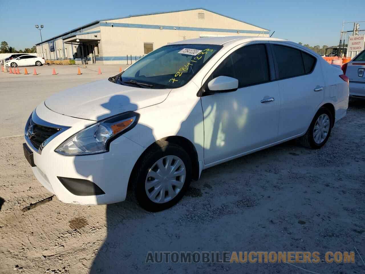 3N1CN7AP6JL888540 NISSAN VERSA 2018