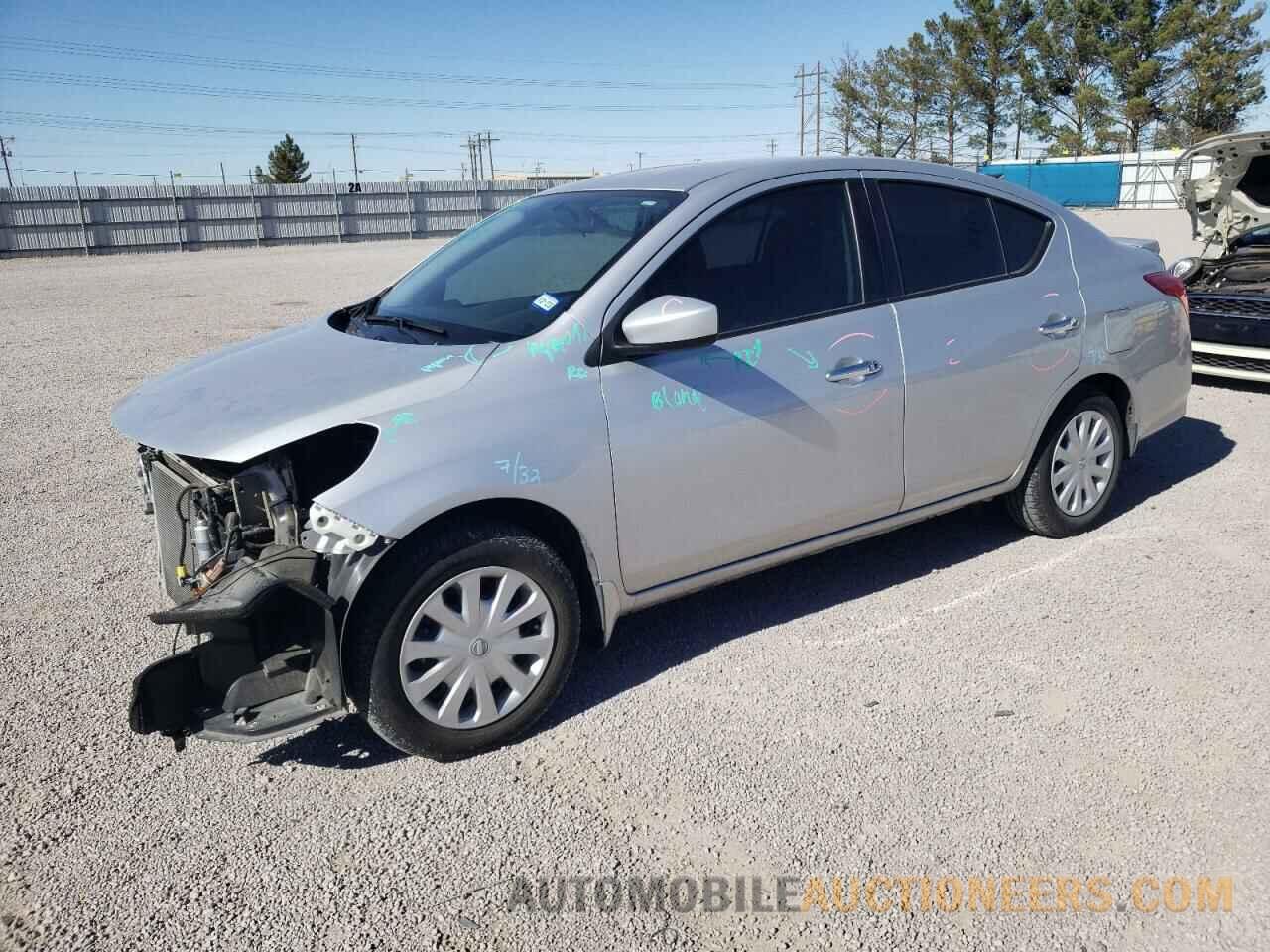 3N1CN7AP6KL809756 NISSAN VERSA 2019