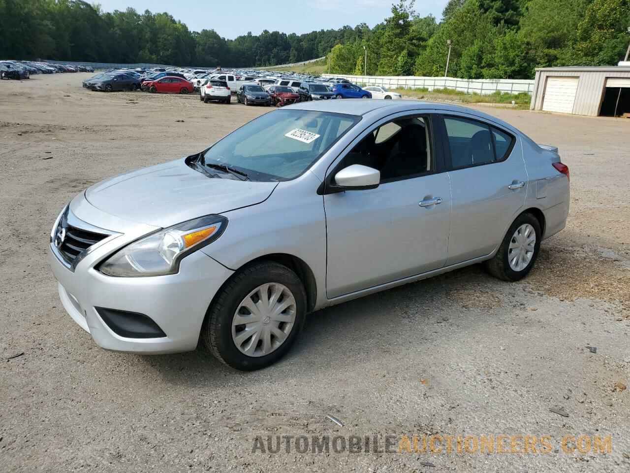 3N1CN7AP6KL814410 NISSAN VERSA 2019